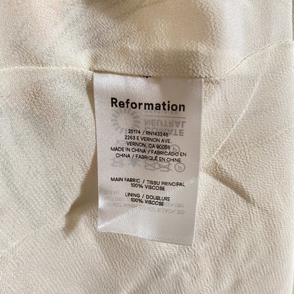 Reformation Juliette - Aries - Picture 12 of 14